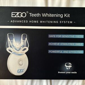 EZGO ADVANCED TEETH WHITENING KIT WITH LED